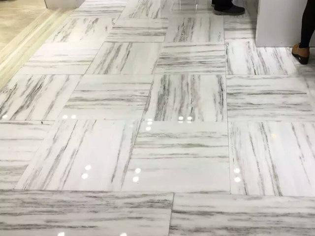 Chinese sale green wood veined royal white marble slab