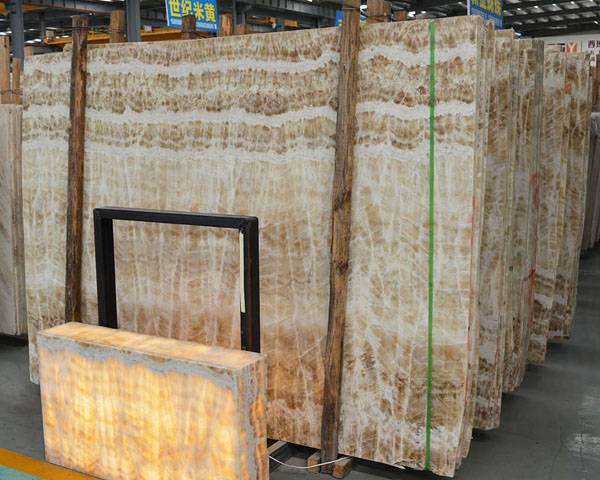 China golden wood veins beige onyx stone