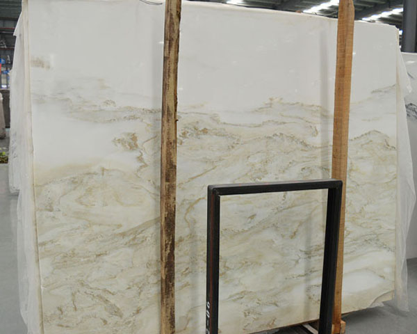 China transparent green wavy white onyx slab